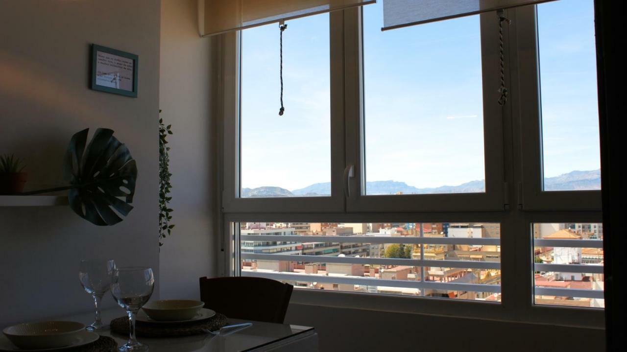 Nice Studio In Alicante City Centre ภายนอก รูปภาพ