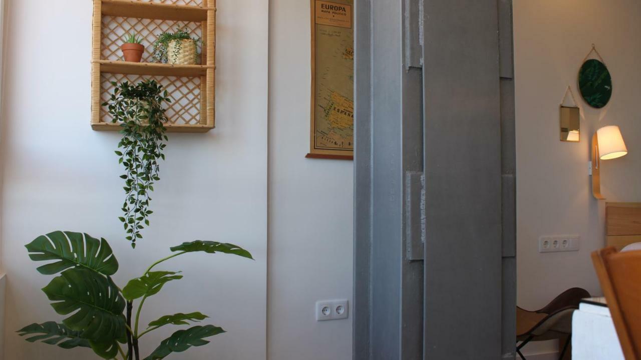 Nice Studio In Alicante City Centre ภายนอก รูปภาพ