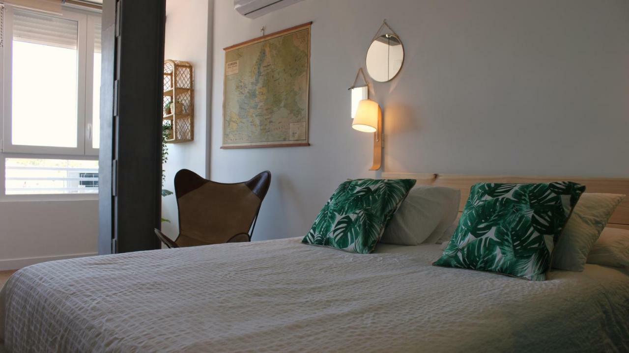 Nice Studio In Alicante City Centre ภายนอก รูปภาพ